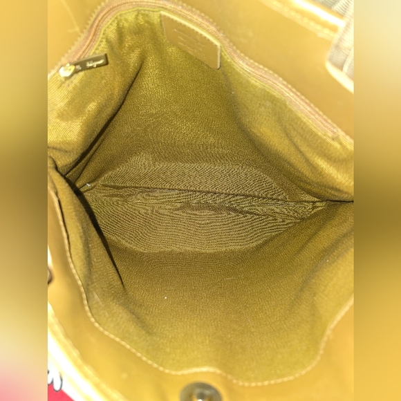 Salvatore Ferragamo Tan and Baby Blue Tote Bag with Elegant Design - Picture 7 of 8